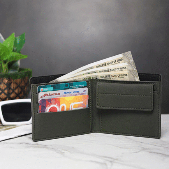 Personalized Wallet for Men – Slim Stylish Leather Purse with Name & Charm | Gift for Him (IMP) - Image 6