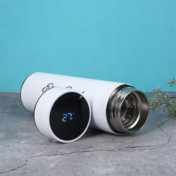 Personalized 500ml smart stainless steel vacuum insulated flask with digital temperature display, BPA-free and leakproof, ideal for hot and cold beverages, travel, gym, office, and gifting